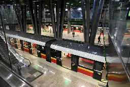 Metro – prestiż czy konieczność? Kraków o nim marzy, Warszawa rozbudowuje, Łódź stawia na pociąg