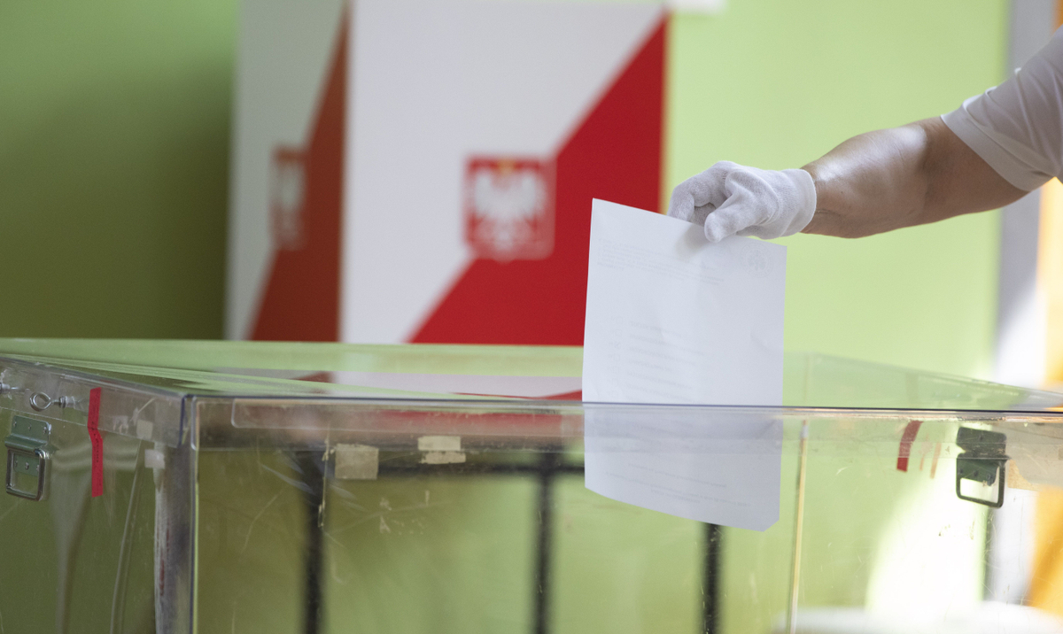 Sondaż: Jakie problemy są dla Polaków najważniejsze? Nie te z referendum