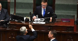 Jak zamęt w polityce wpływa na życie psychiczne Polaków. "Zgubiliśmy zdrowe formy komunikacji"