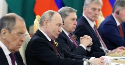Terroryści Putina chcą uderzyć w kraje NATO. Moskwa werbuje prawicowych ekstremistów do ataków na Europę