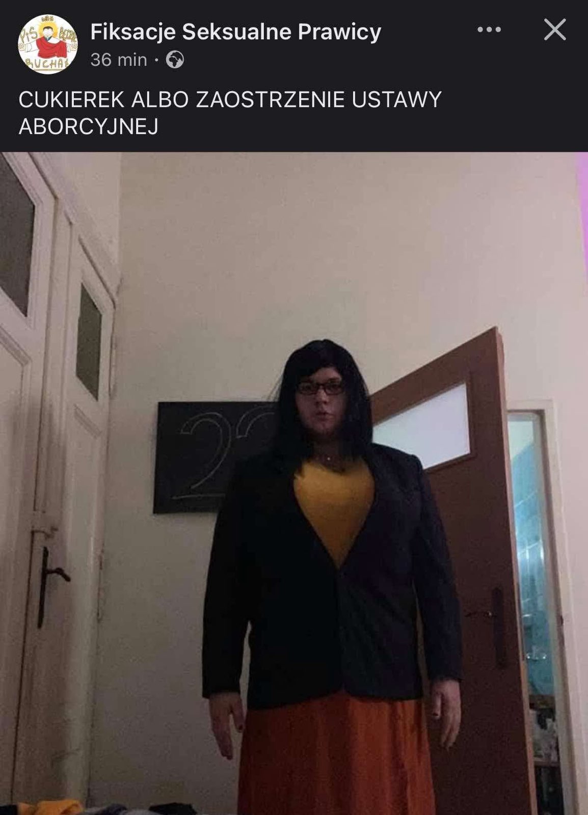 zdjęcie osoby przebranej za kaje godek