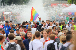 Będą dwie Parady Równości w Warszawie. Dlaczego? Zaglądamy w kulisy sporu